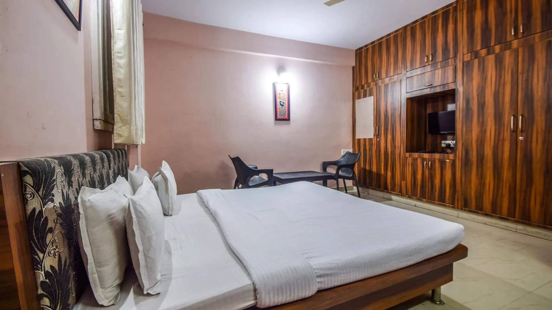 Hotel O Shreenathji Inn Udaipur